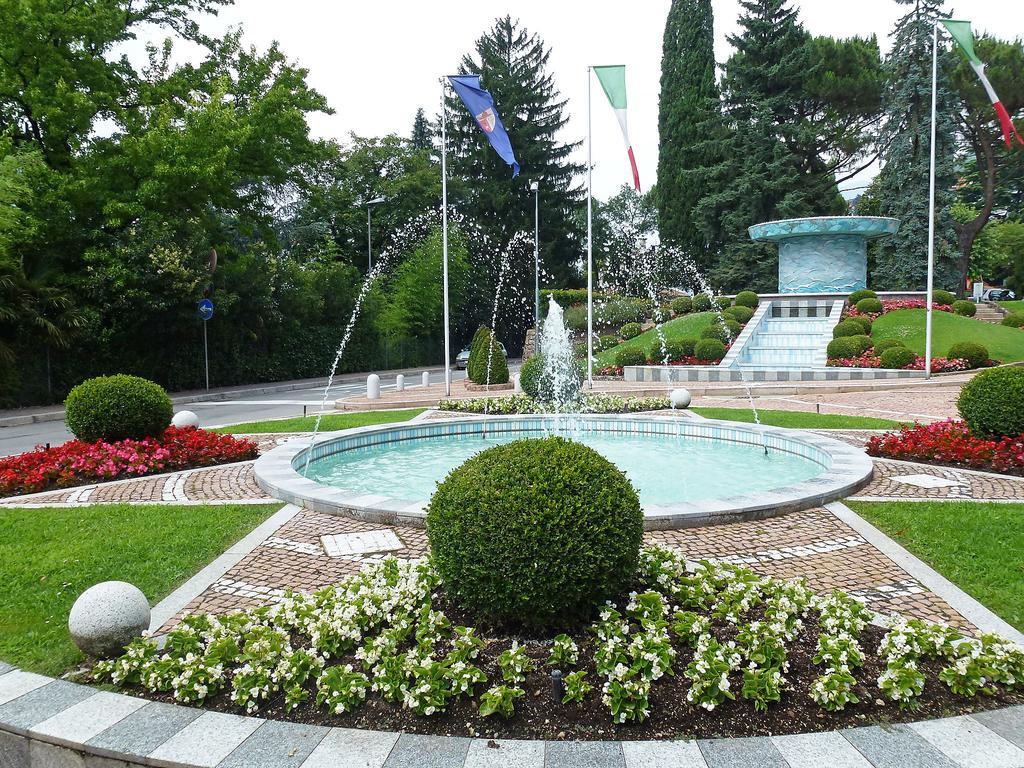 Hotel Campione Bissone Bagian luar foto