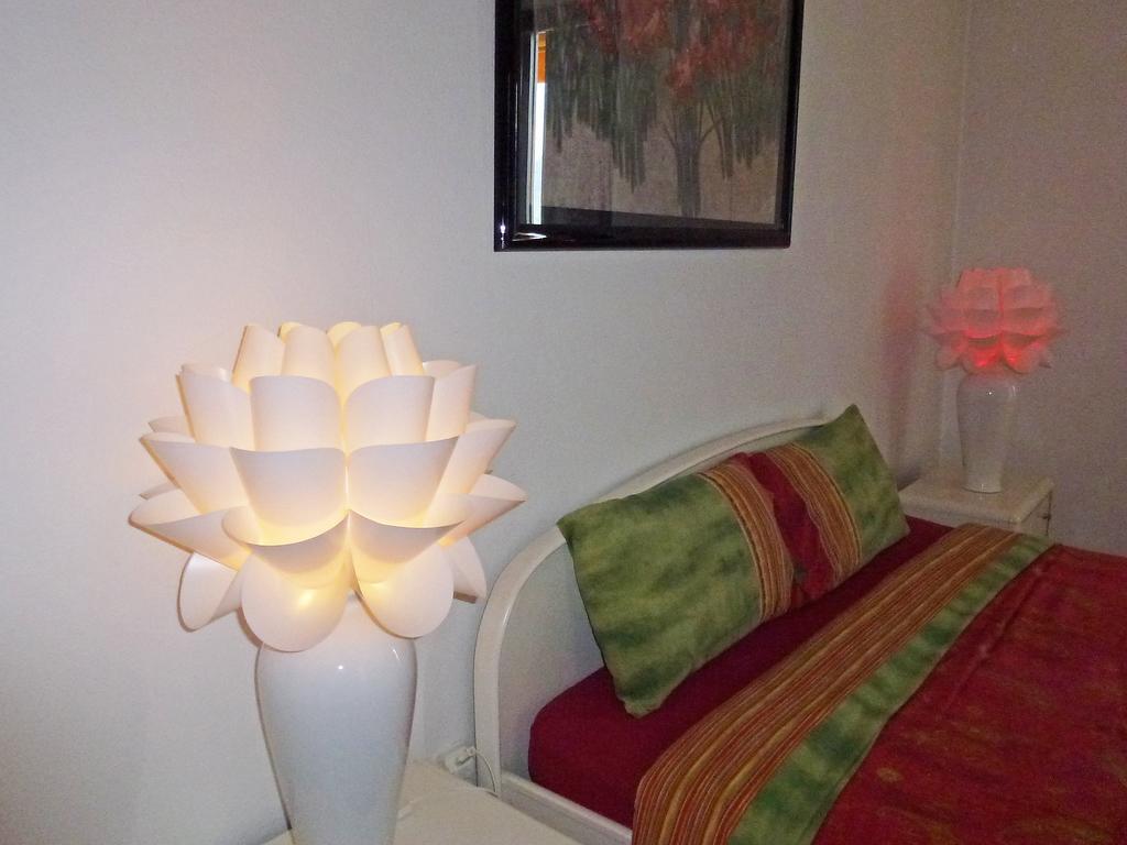 Hotel Campione Bissone Ruang foto
