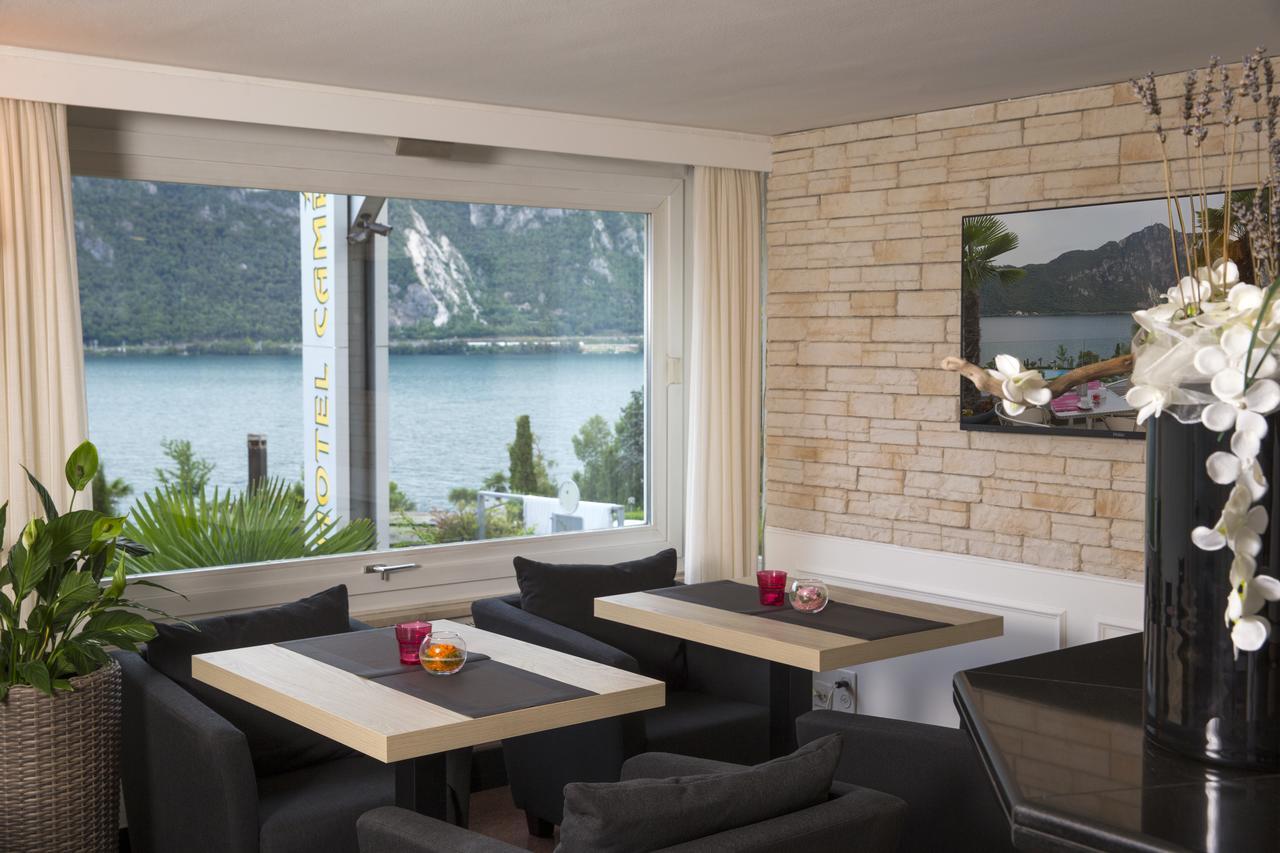 Hotel Campione Bissone Bagian luar foto